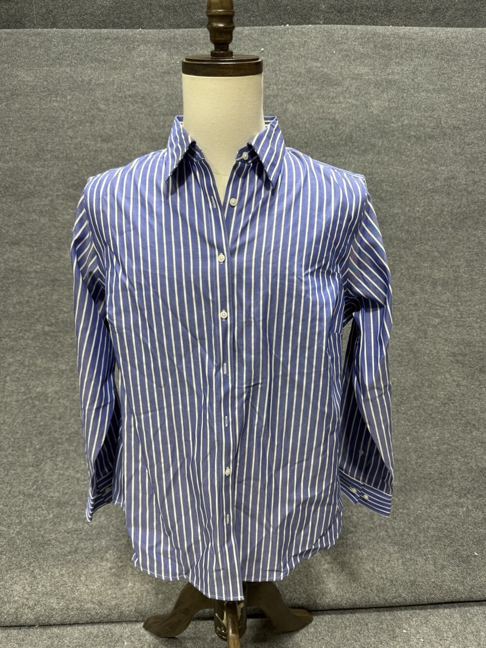 Jones New York Signature Woman Blue White Stripe Button Shirt Easy Care Large